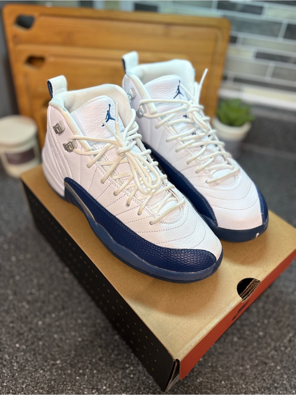 Jordan Retro 12 French Blue (Grade School)